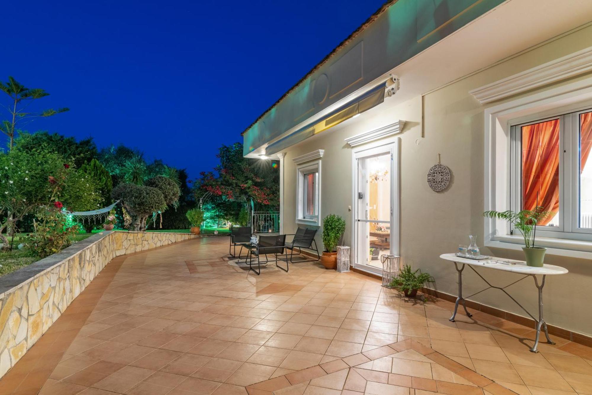 Holiday home Vrisi