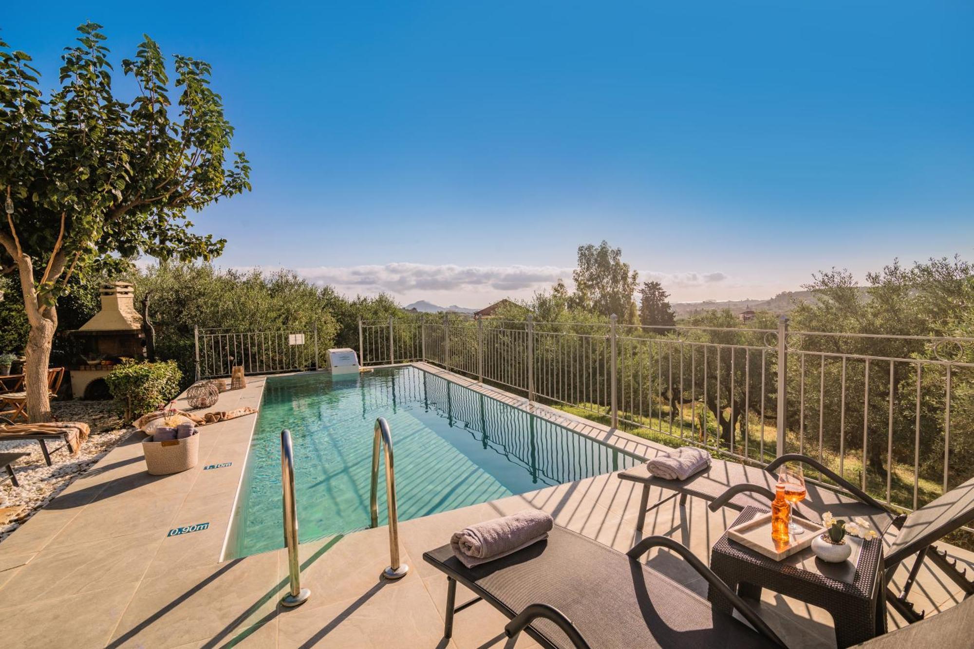 Holiday home Vrisi