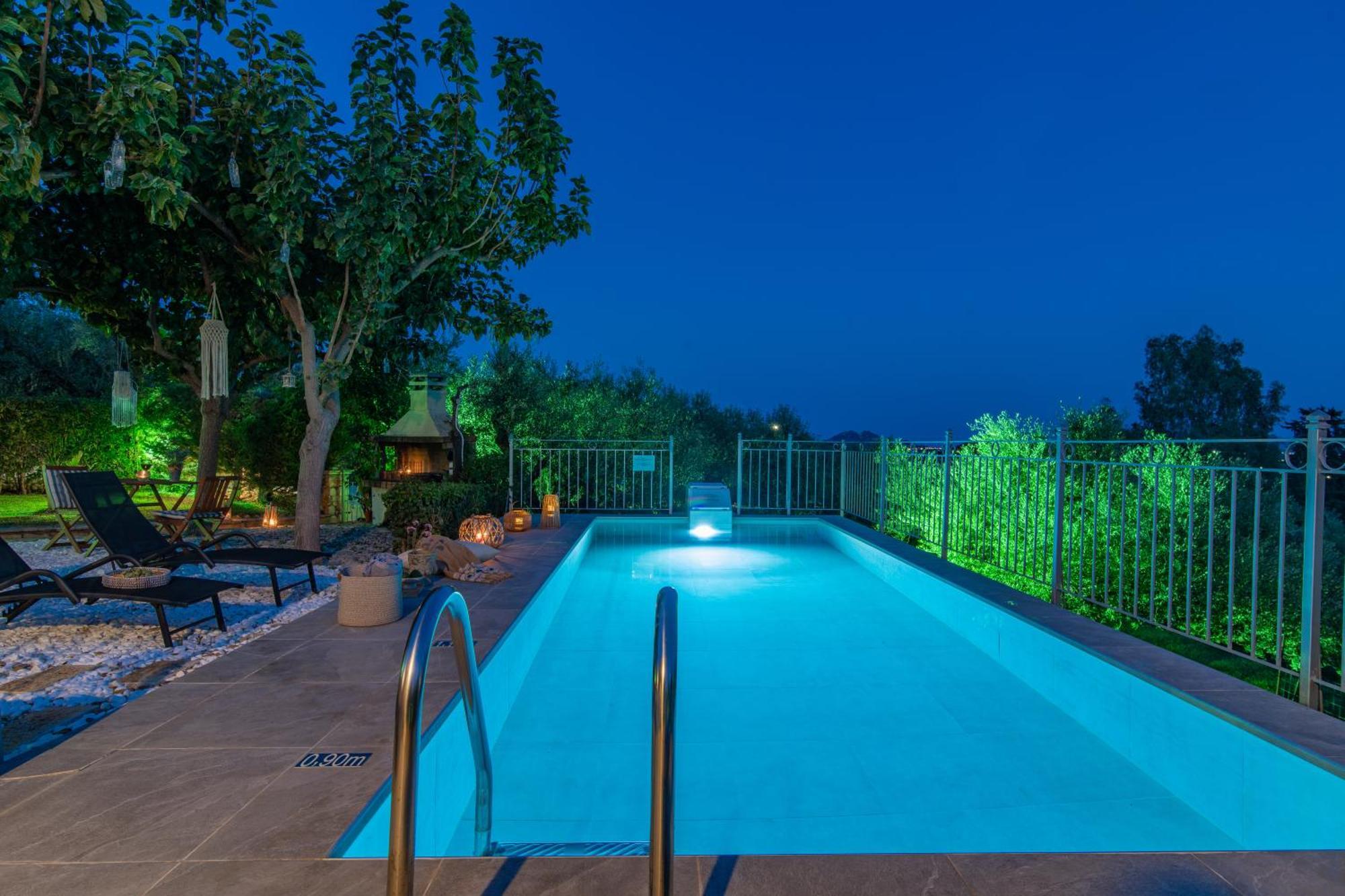 Vrisi Holiday home *