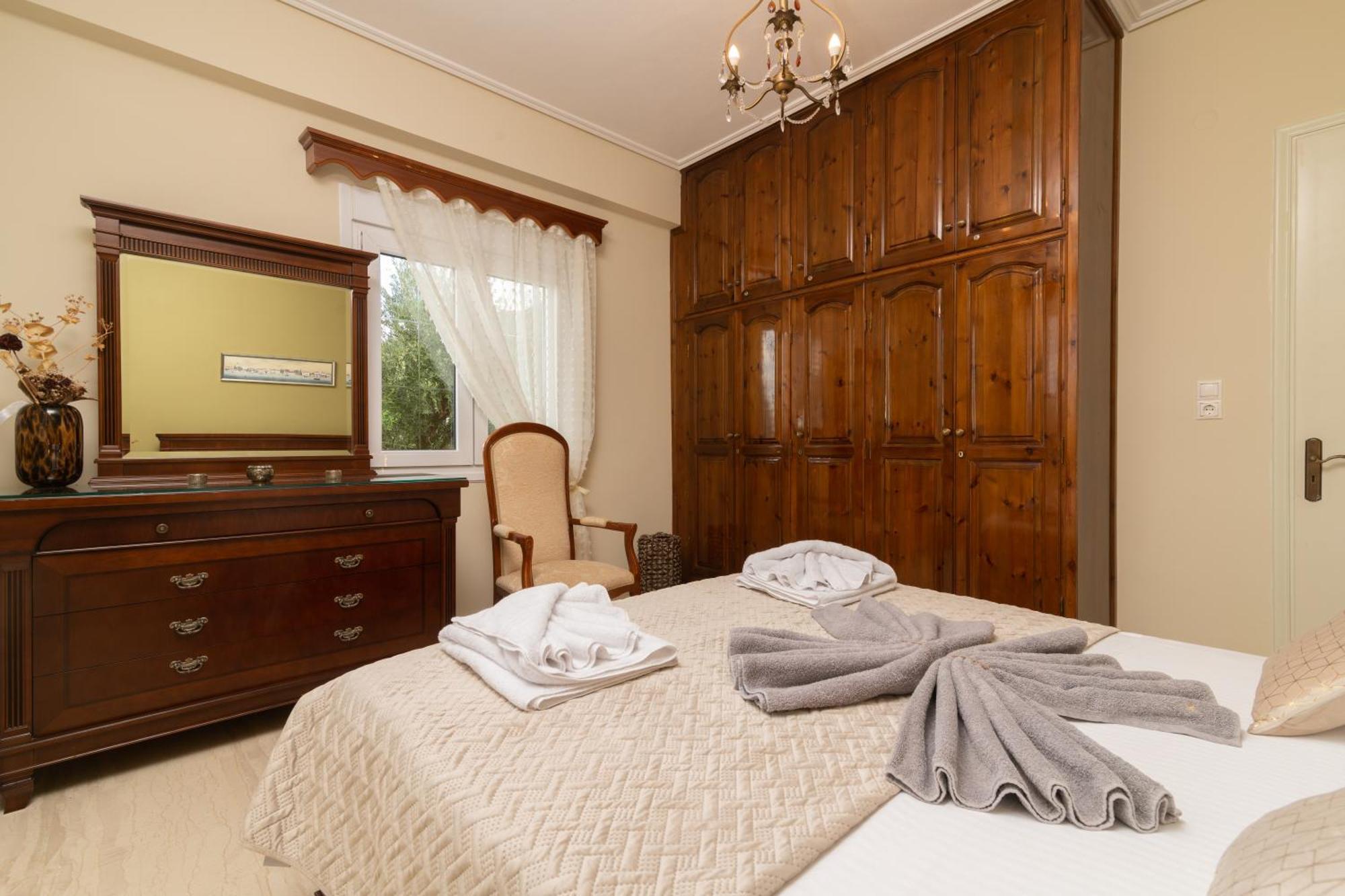 Holiday home Vrisi